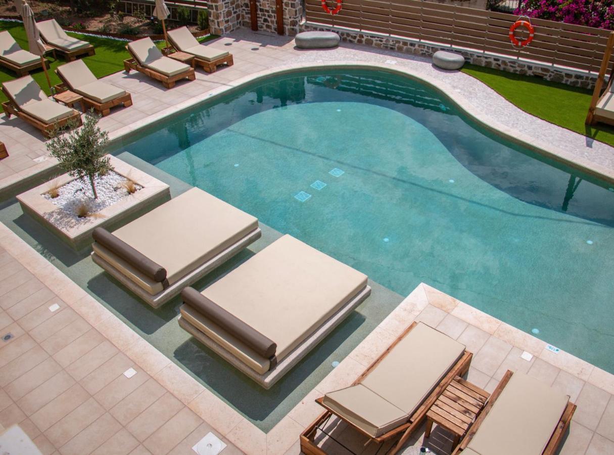 Poros Town Helen Hotel מראה חיצוני תמונה