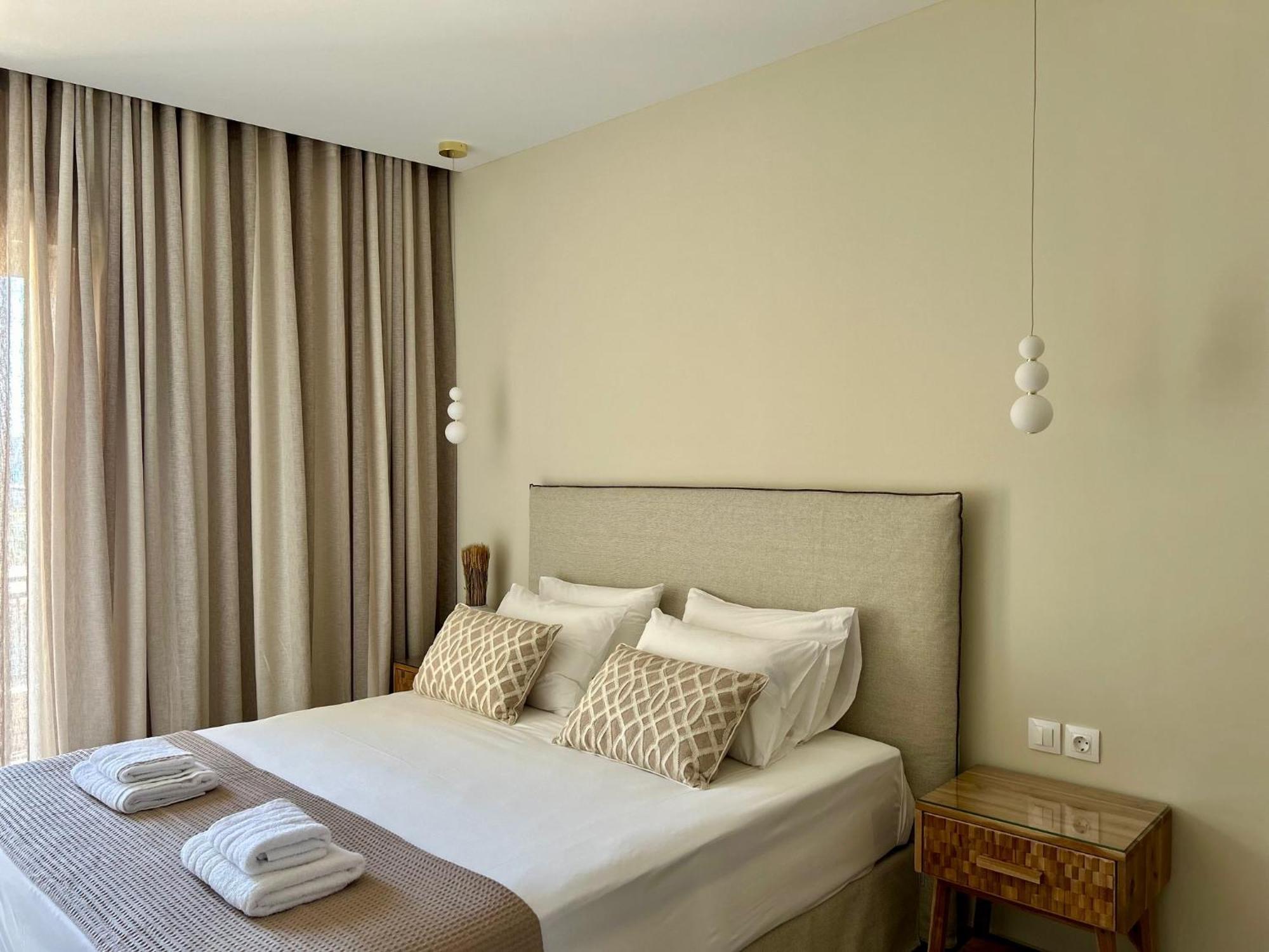 Poros Town Helen Hotel מראה חיצוני תמונה