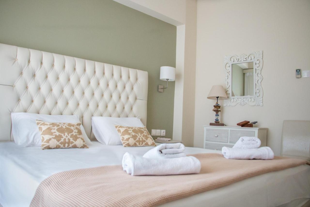 Poros Town Helen Hotel מראה חיצוני תמונה